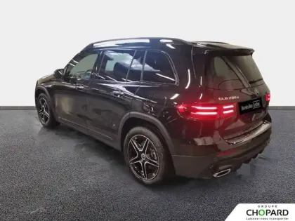 Photo 6 Mercedes GLB  200 d 8G-DCT