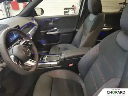 Photo 10 Mercedes GLB  200 d 8G-DCT