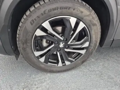 Photo 48 Peugeot 2008  PureTech 130 S&S EAT8