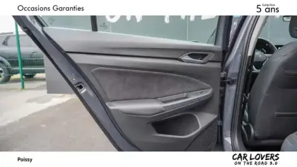 Photo 17 Volkswagen Golf  1.5 eTSI OPF 150 DSG7