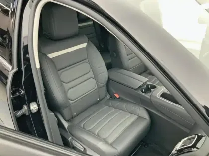 Photo 8 Citroën C5 aircross  Hybride 136 e-DCS6 Max