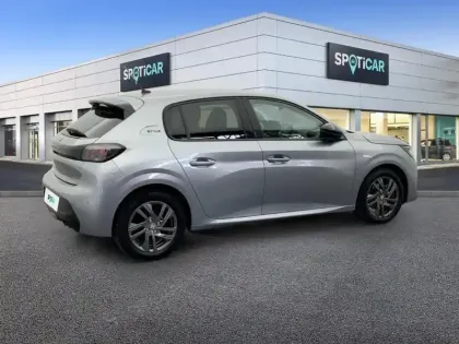 Photo 27 Peugeot 208  PureTech 100 S&S BVM6 Style