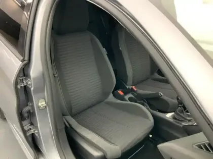 Photo 8 Peugeot 208  PureTech 100 S&S BVM6 Style