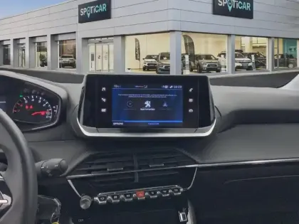 Photo 10 Peugeot 208  PureTech 100 S&S BVM6 Style