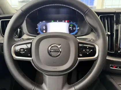 Photo 7 Volvo Xc60 Gén. II Ph2 Evo Ultra Style Chrome 5