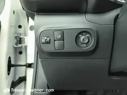 Photo 16 Citroën C3  PureTech 110 S&S EAT6 Shine