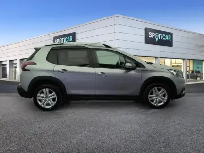 Photo 27 Peugeot 2008  BlueHDi 100ch S&S BVM5 Signature