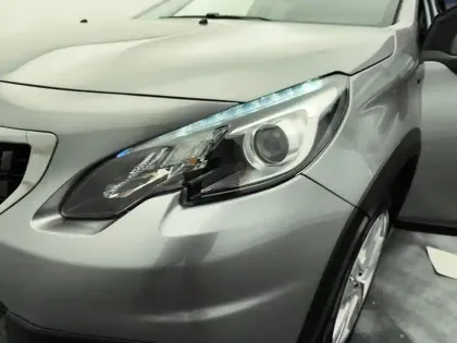 Photo 13 Peugeot 2008  BlueHDi 100ch S&S BVM5 Signature