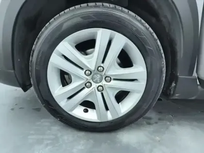 Photo 14 Peugeot 2008  BlueHDi 100ch S&S BVM5 Signature