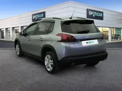 Photo 29 Peugeot 2008  BlueHDi 100ch S&S BVM5 Signature