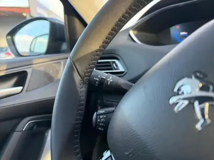 Photo 16 Peugeot 308  PureTech 110ch S&S BVM6 Active Business