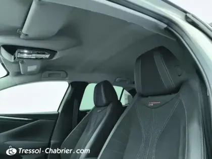 Photo 24 DS DS 4  Hybride E-Tense 225 EAT8 Performance Line+