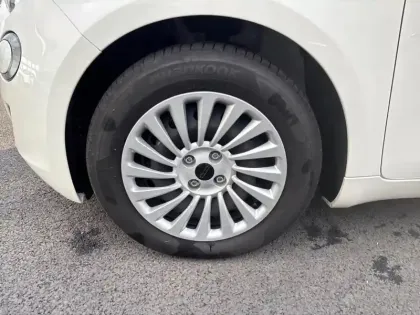 Photo 14 Fiat 500  e 95 ch Action