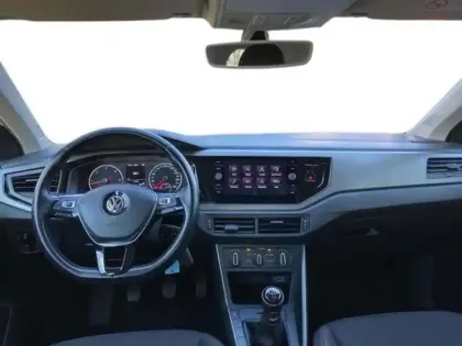 Photo 8 Volkswagen Polo BUSINESS 1.6 TDI 80 S&S BVM5 Confortline