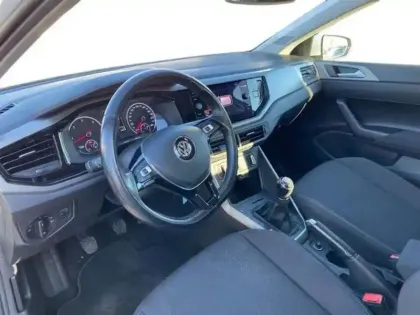 Photo 19 Volkswagen Polo Gén. VI Ph1 Confortline Business 5