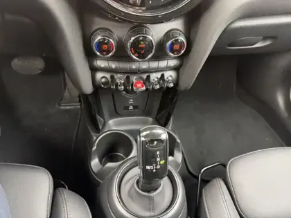 Photo 9 Mini Mini Gén. III (F56) Ph3 Edition Premium Plus 3