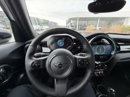 Photo 15 Mini Mini Gén. III (F56) Ph3 Edition Premium Plus 3