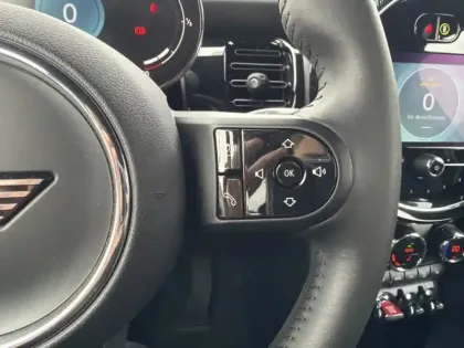 Photo 10 Mini Mini Gén. III (F56) Ph3 Edition Premium Plus 3