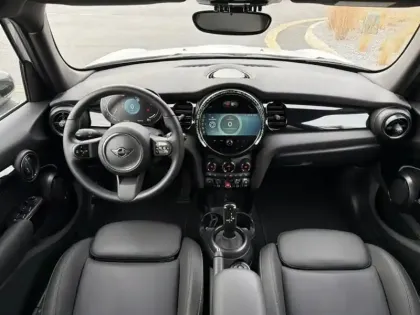 Photo 8 Mini Mini Gén. III (F56) Ph3 Edition Premium Plus 3