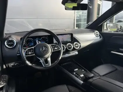 Photo 21 Mercedes EQA 250 Limited Edition