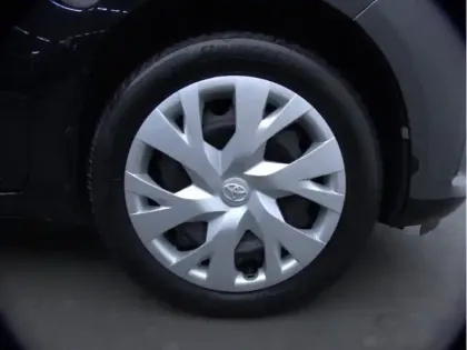 Photo 6 Toyota Yaris 70 VVT-i France