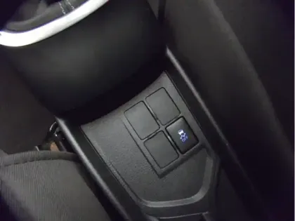 Photo 15 Toyota Yaris 70 VVT-i France