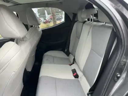 Photo 26 Toyota Yaris Hybrid Iconic 1.5 116 ch