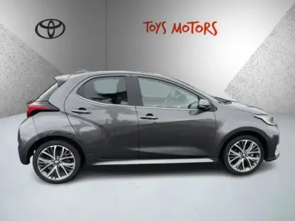 Photo 5 Toyota Yaris Hybrid Iconic 1.5 116 ch