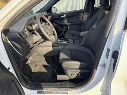 Photo 9 Ford Kuga 2.5 Duratec 180ch Hybrid FlexiFuel ST-Line X Powershift