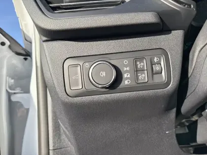 Photo 18 Ford Kuga 2.5 Duratec 180ch Hybrid FlexiFuel ST-Line X Powershift