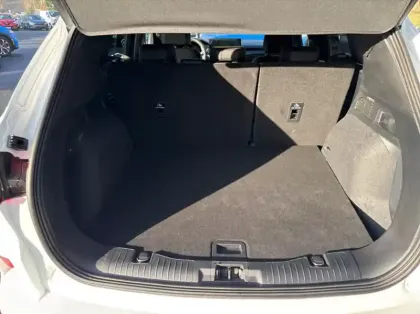 Photo 10 Ford Kuga 2.5 Duratec 180ch Hybrid FlexiFuel ST-Line X Powershift