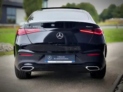 Photo 43 Mercedes Classe GLC 300 de Hybrid EQ 4MATIC AMG Line +
