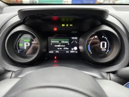 Photo 22 Toyota Yaris 1.5 HYBRID 116H DESIGN AWD AUTO