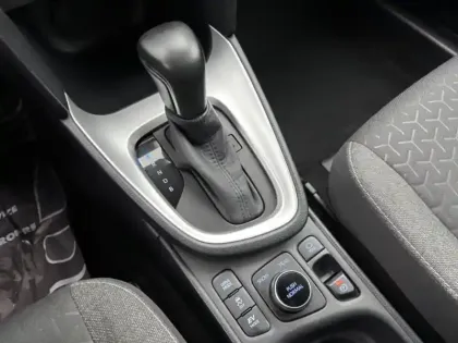 Photo 20 Toyota Yaris 1.5 HYBRID 116H DESIGN AWD AUTO