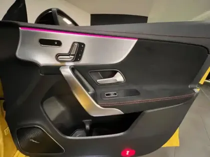 Photo 25 Mercedes CLA Coupé AMG 35 4MATIC