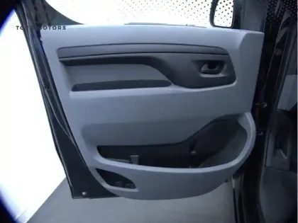 Photo 16 Toyota Proace 2.0 D MEDIUM 120 D-4D FRANCE