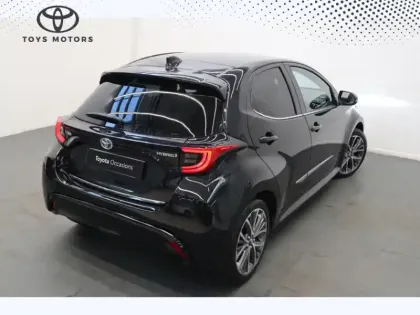 Photo 8 Toyota Yaris Hybride 116h Iconic