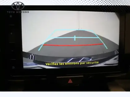 Photo 29 Toyota Yaris Hybride 116h Iconic