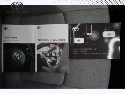 Photo 27 Toyota Yaris Hybride 116h Iconic