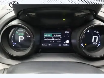 Photo 33 Toyota Yaris Hybride 116h Iconic