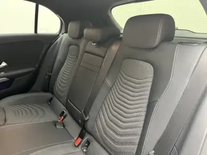 Photo 11 Mercedes Classe A 180 Progressive Line