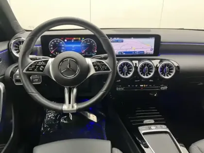 Photo 17 Mercedes Classe A 180 Progressive Line