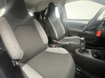 Photo 20 Toyota Aygo 1.0 VVT-i 72 Dynamic