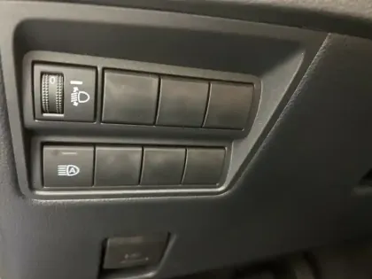 Photo 13 Toyota Yaris Hybride 116h Design MC24