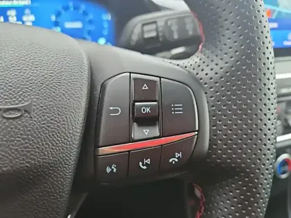 Photo 16 Ford Puma 1.0 EcoBoost 125ch S&S mHEV ST-Line Powershift