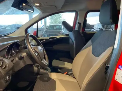 Photo 9 Ford Tourneo Courier 1.0E 100ch Titanium