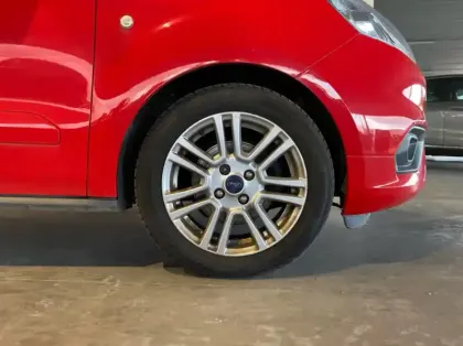 Photo 13 Ford Tourneo Courier 1.0E 100ch Titanium