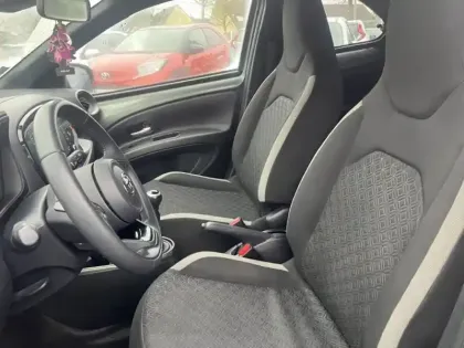 Photo 16 Toyota Aygo 1.0 VVT-i 72 Design