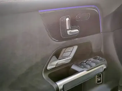 Photo 52 Mercedes GLB 200 d AMG Line