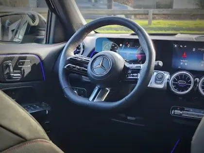 Photo 48 Mercedes GLB 200 d AMG Line